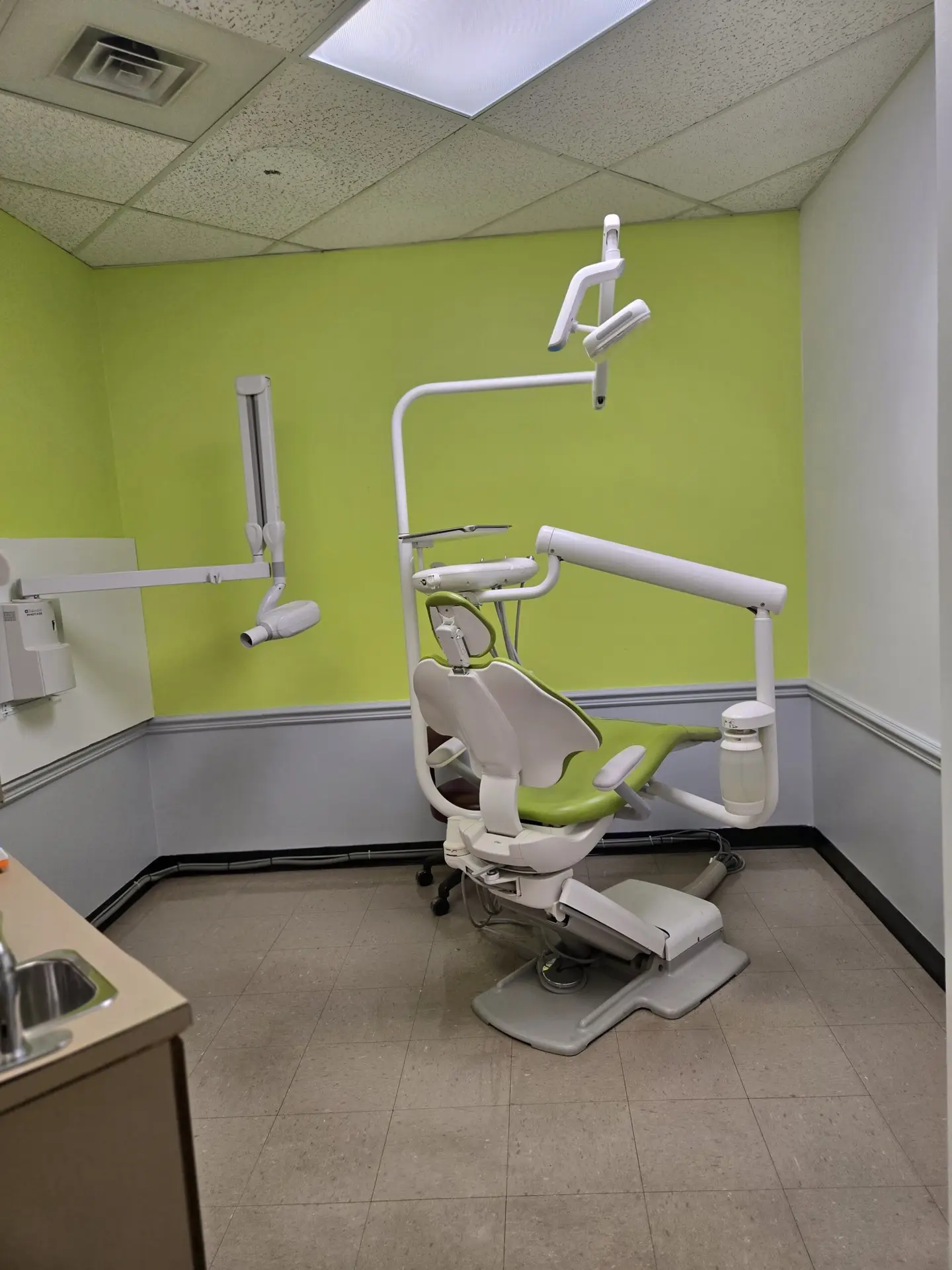 Travaux de peinture commerciale réalisés par Ky-Pro Painting à Montréal